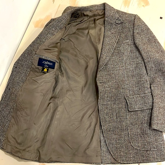 Vintage Leishman Wool Blazer - 30% Off Bundles! - Picture 2 of 3